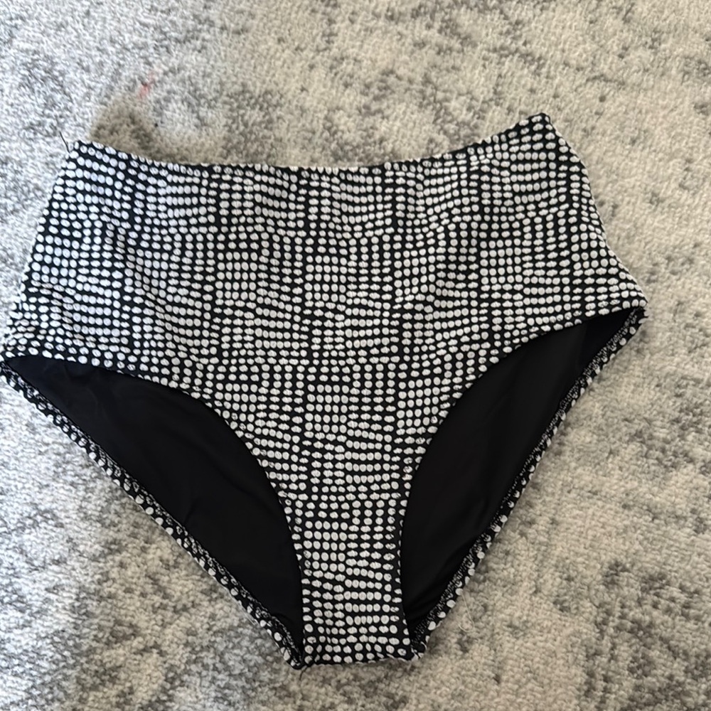 Aerie Black and White Floral Bikini Bottoms